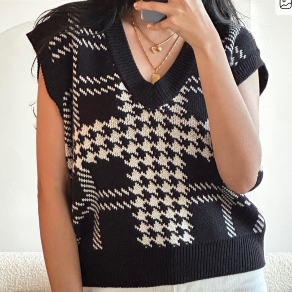 Oak + Fort Herringbone Black And White Sweater Vest Women Size Small
